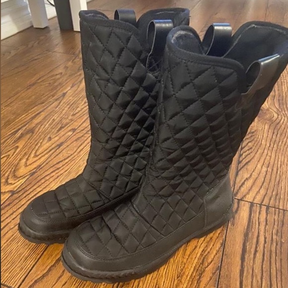 NEW NEVER WORN LONDON FOG WATERPROOF BOOTS - Picture 1 of 3